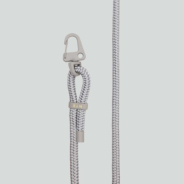 NYX Gray Hook Necklace  סט מלא